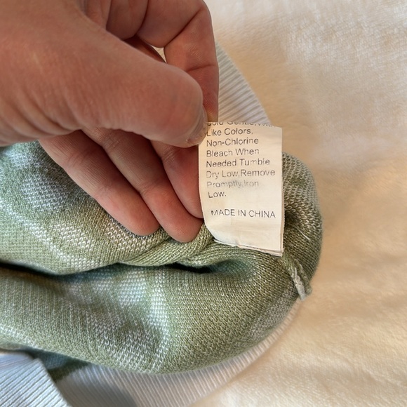 SHEIN Mushroom V-Neck Sleeveless Crop Knit Sweater Vest Size M Green - Picture 8 of 9